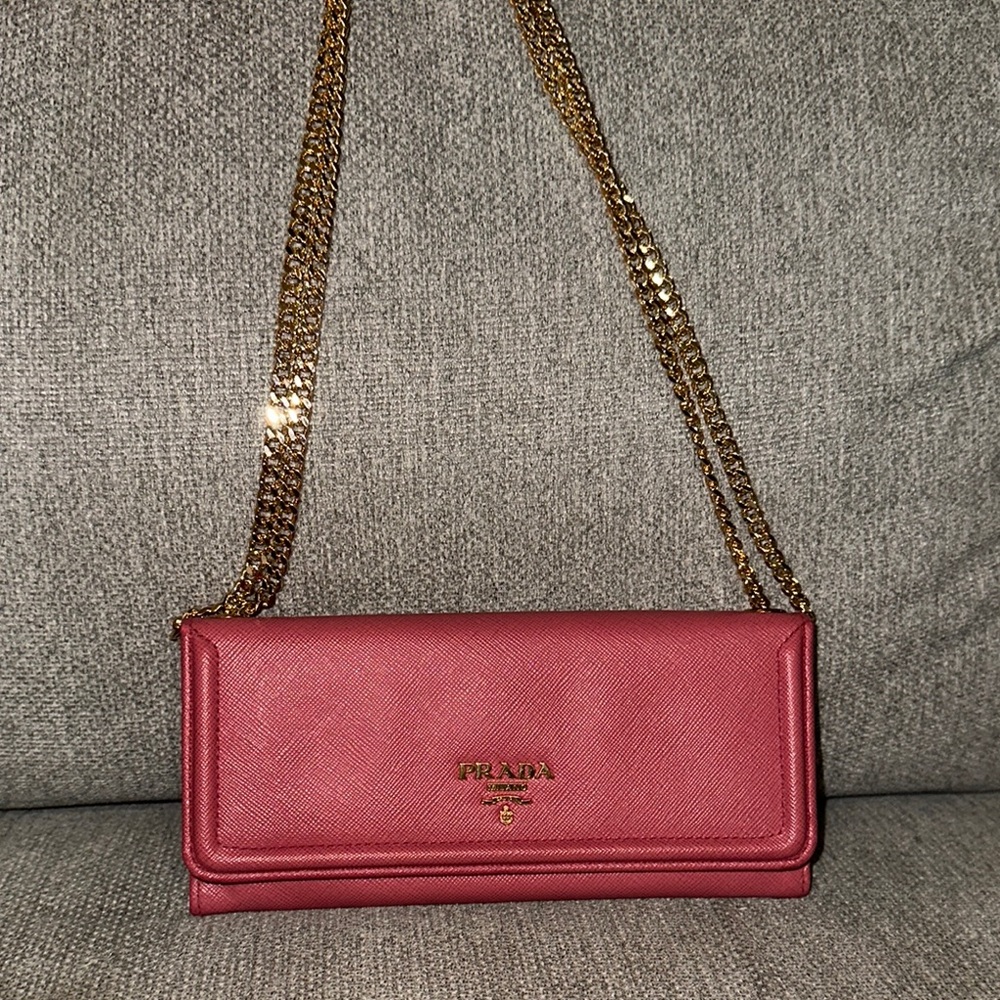 Prada Bag - Picture 3 of 17